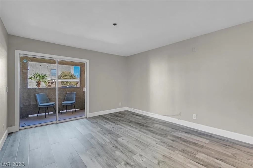 4200 Valley View, Las Vegas, NV 89103