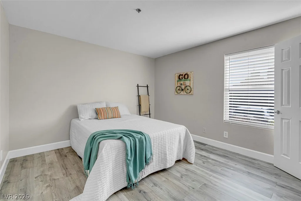 4200 Valley View, Las Vegas, NV 89103