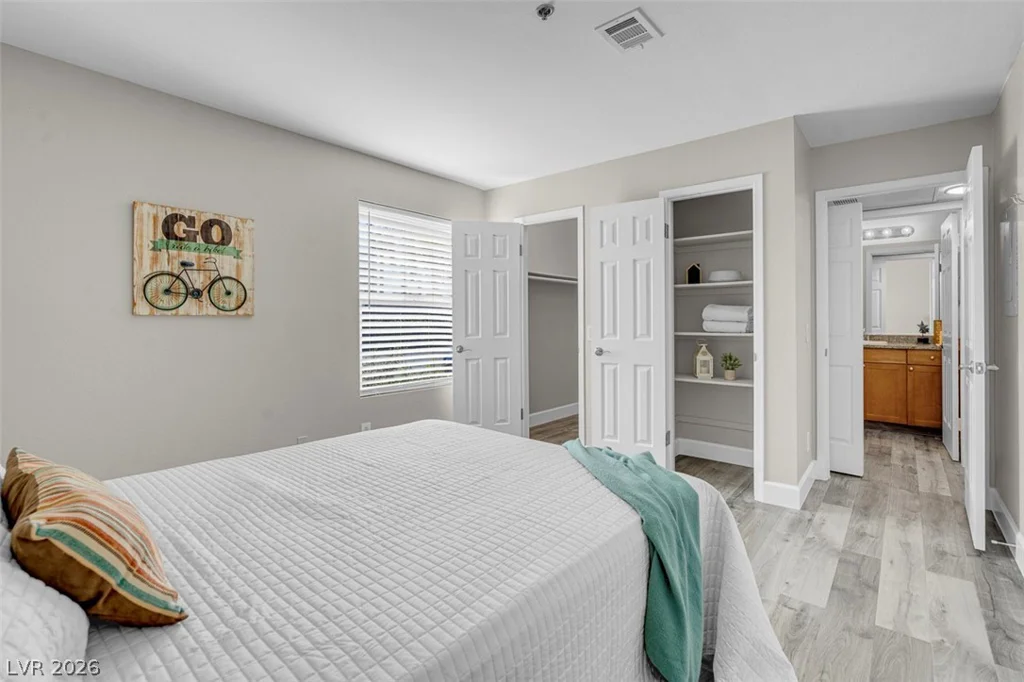 4200 Valley View, Las Vegas, NV 89103
