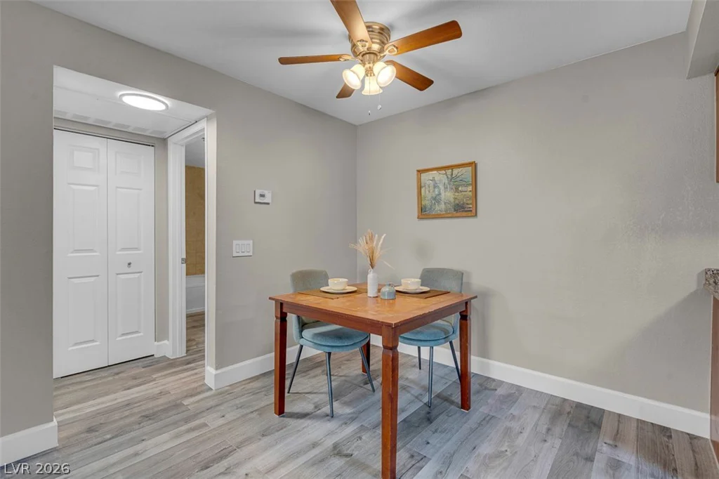 4200 Valley View, Las Vegas, NV 89103