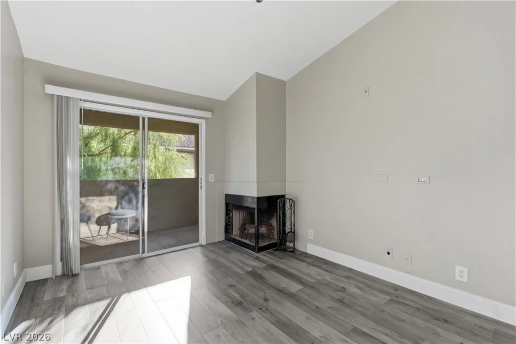 4200 Valley View, Las Vegas, NV 89103