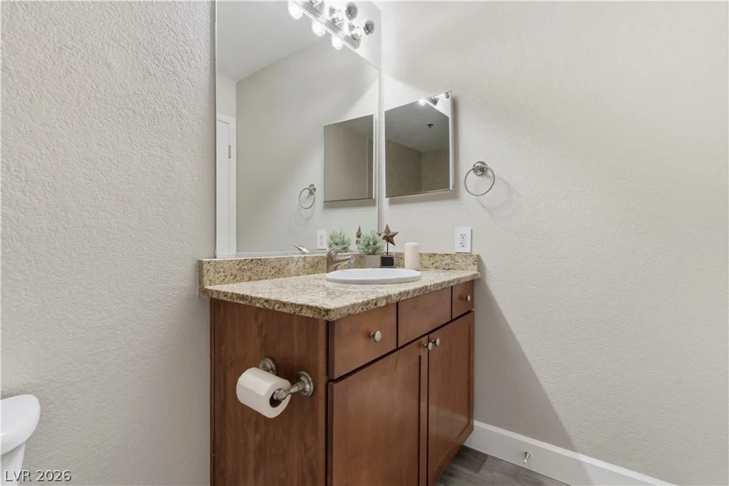 4200 Valley View, Las Vegas, NV 89103