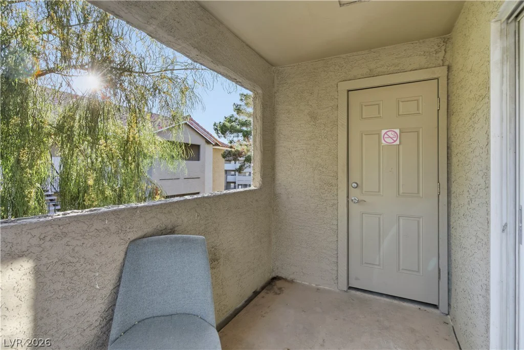 4200 Valley View, Las Vegas, NV 89103