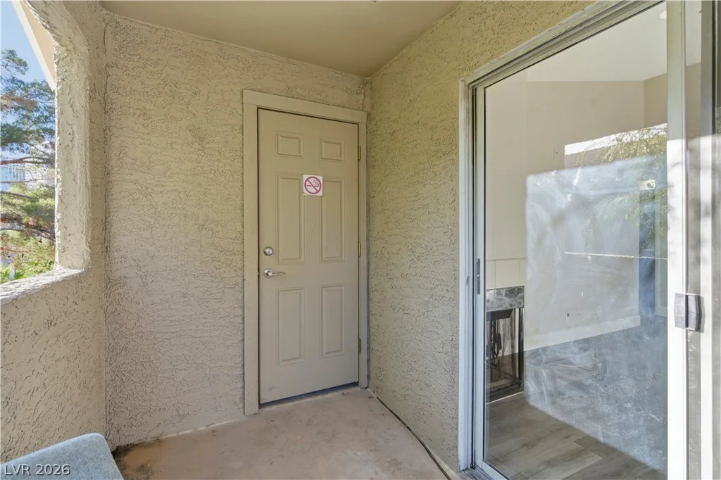 4200 Valley View, Las Vegas, NV 89103