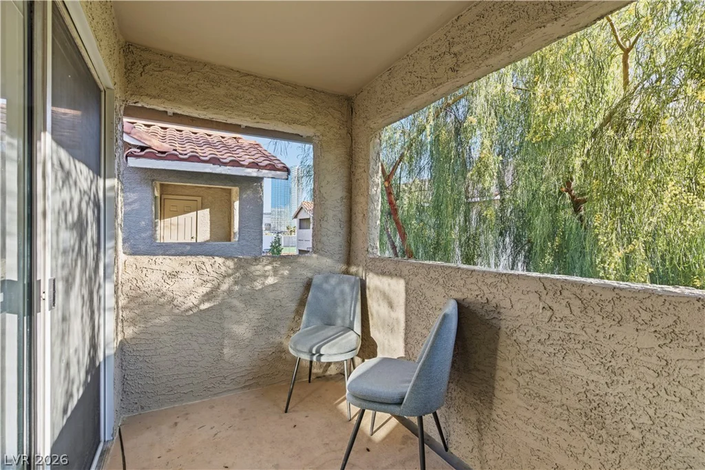 4200 Valley View, Las Vegas, NV 89103