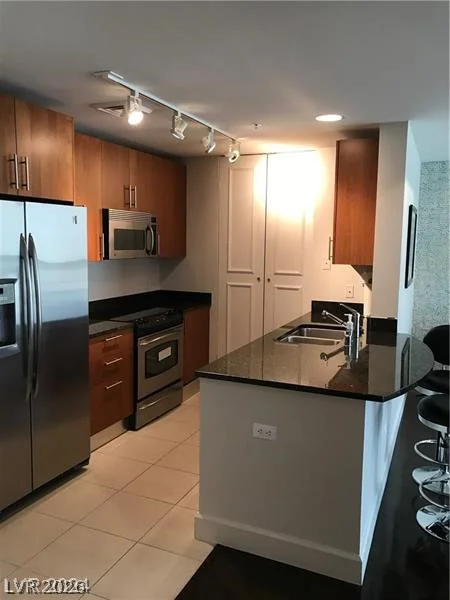 200 Sahara, Las Vegas, NV 89102