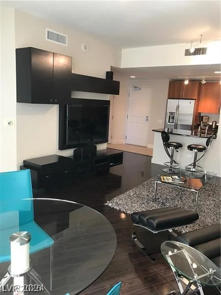 200 Sahara, Las Vegas, NV 89102