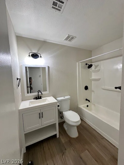 3905 Calle De Este, Las Vegas, NV 89121
