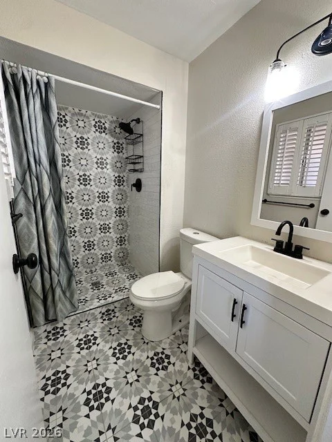 3905 Calle De Este, Las Vegas, NV 89121