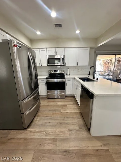 3905 Calle De Este, Las Vegas, NV 89121