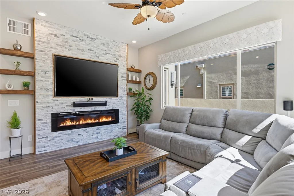 4246 Swift, Las Vegas, NV 89135