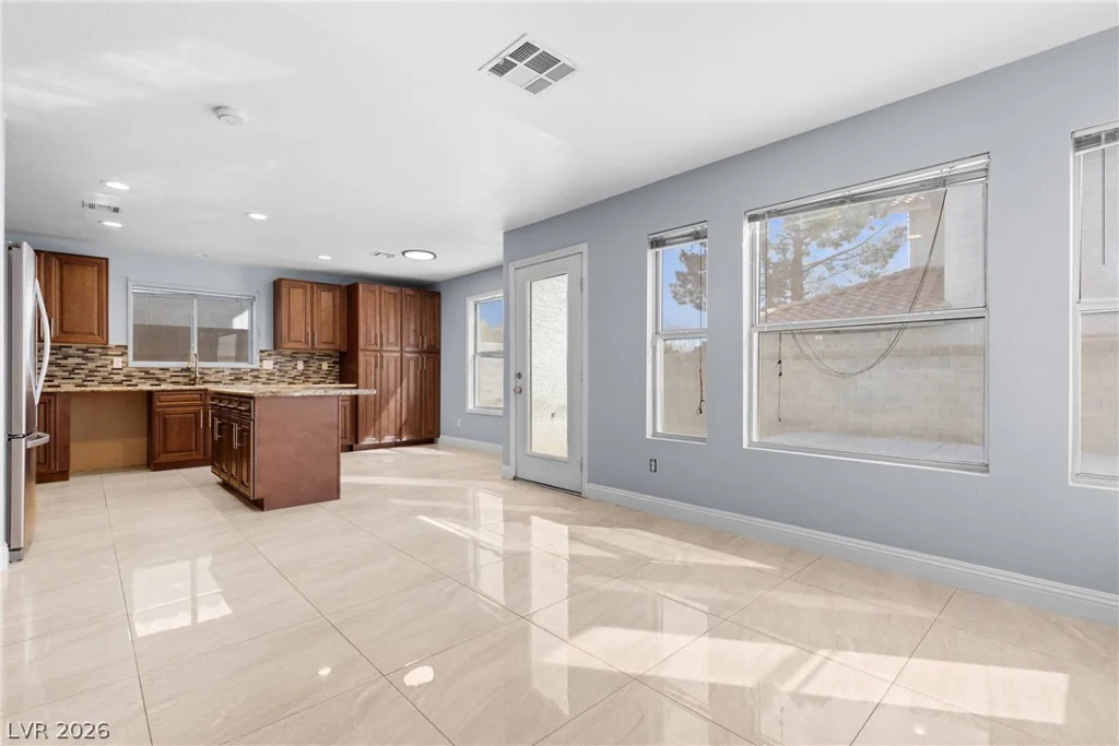 506 Wheaties, Las Vegas, NV 89110