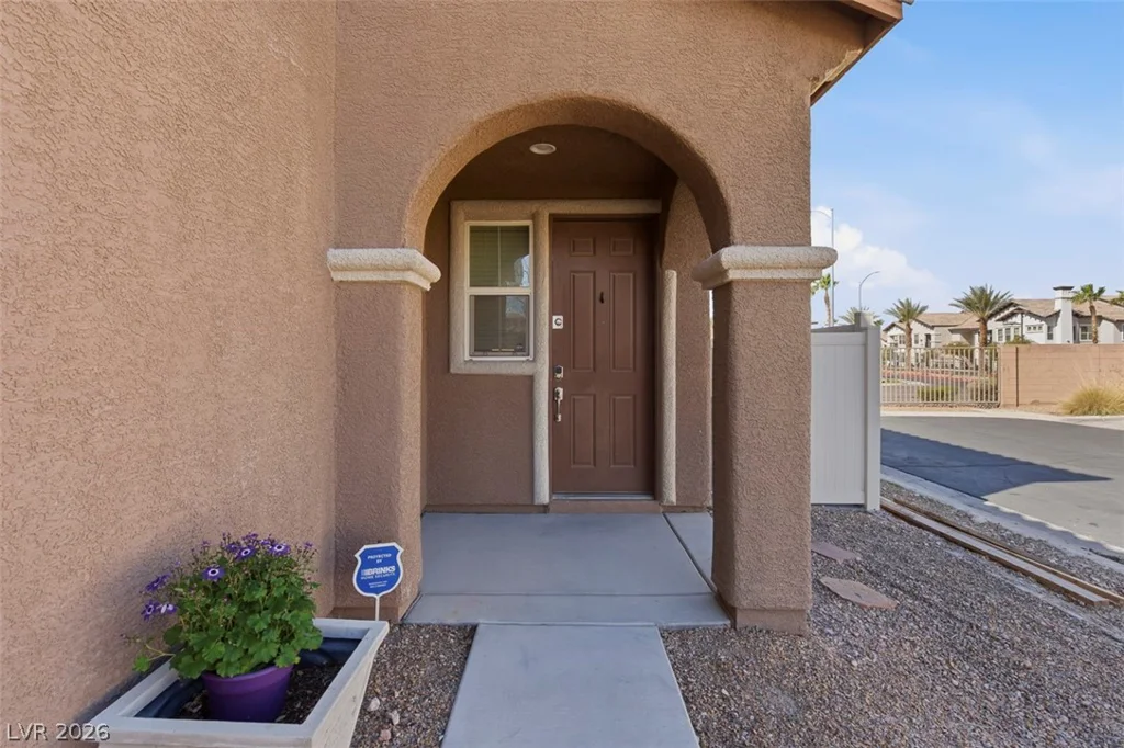 10715 Loretto Cove, Las Vegas, NV 89141