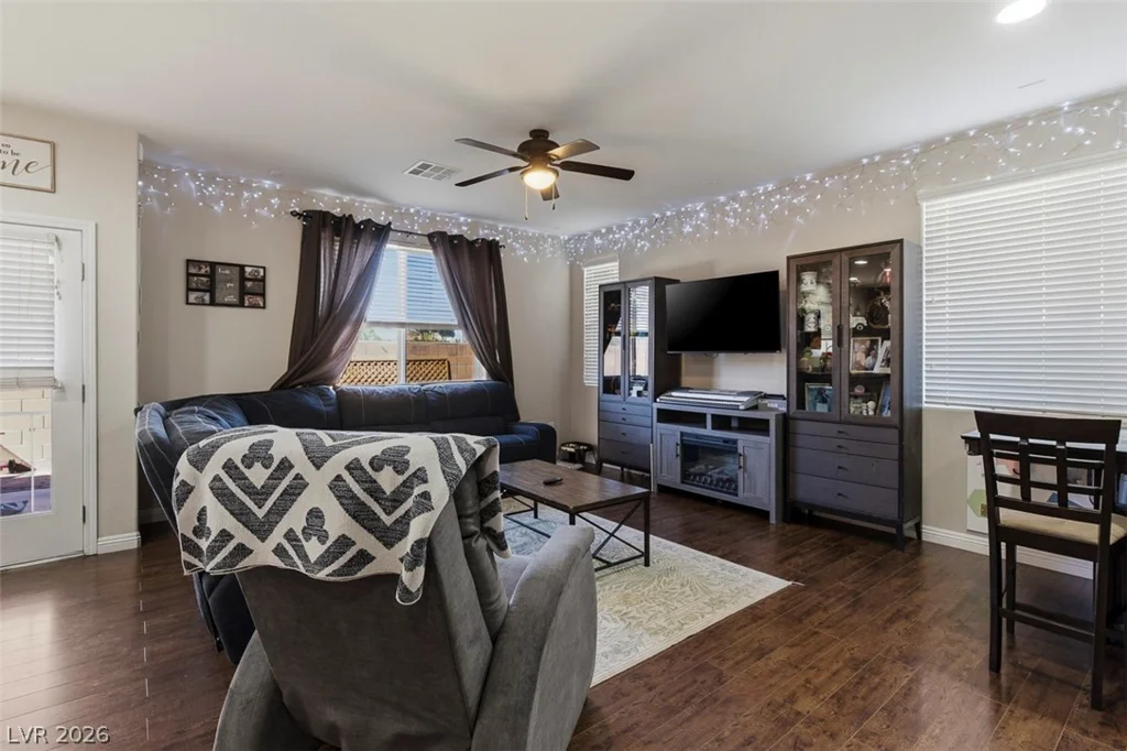 10715 Loretto Cove, Las Vegas, NV 89141