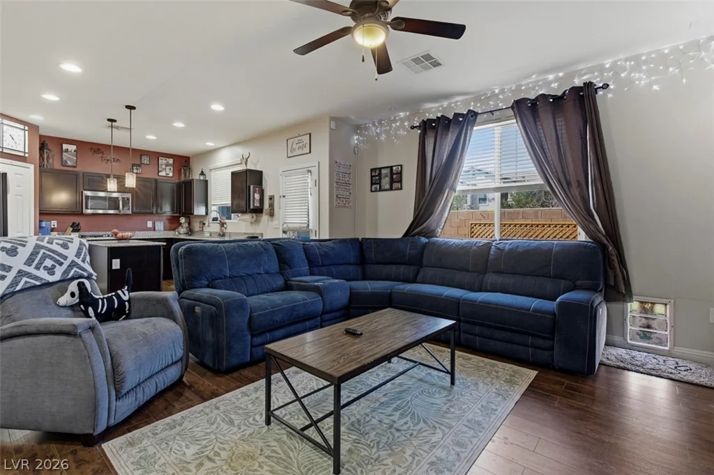 10715 Loretto Cove, Las Vegas, NV 89141