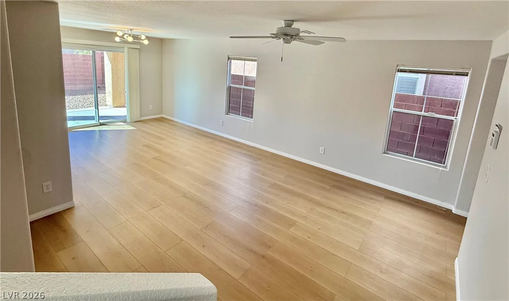 9329 Tonkawa, Las Vegas, NV 89178