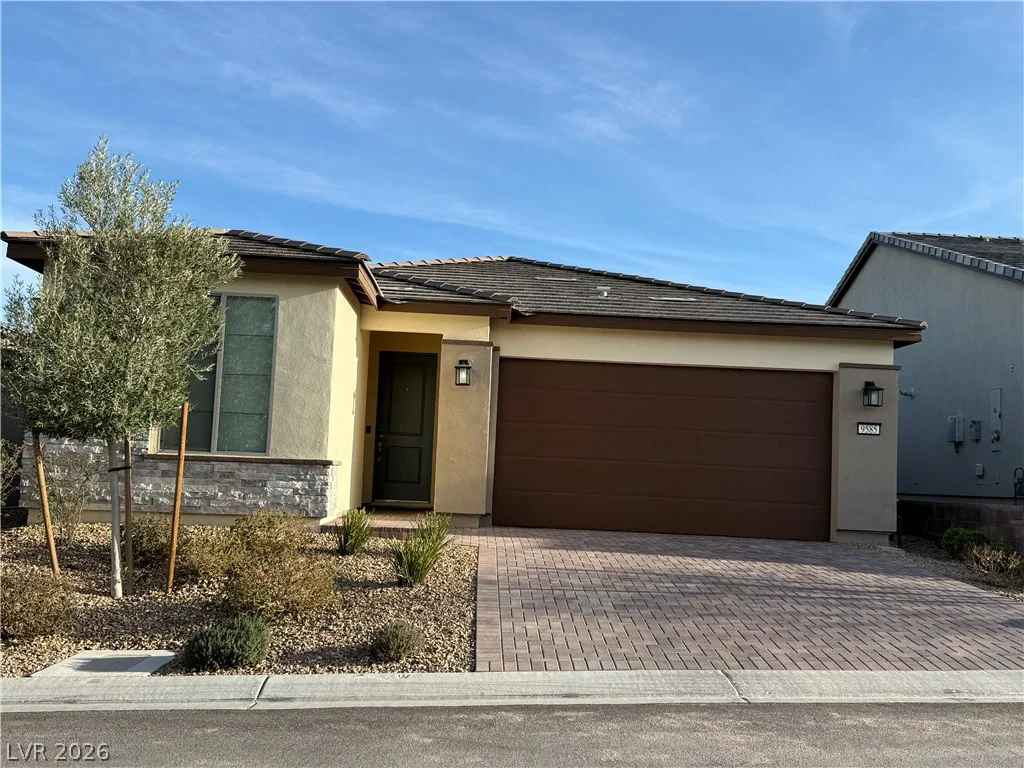 9585 Sard, Las Vegas, NV 89143