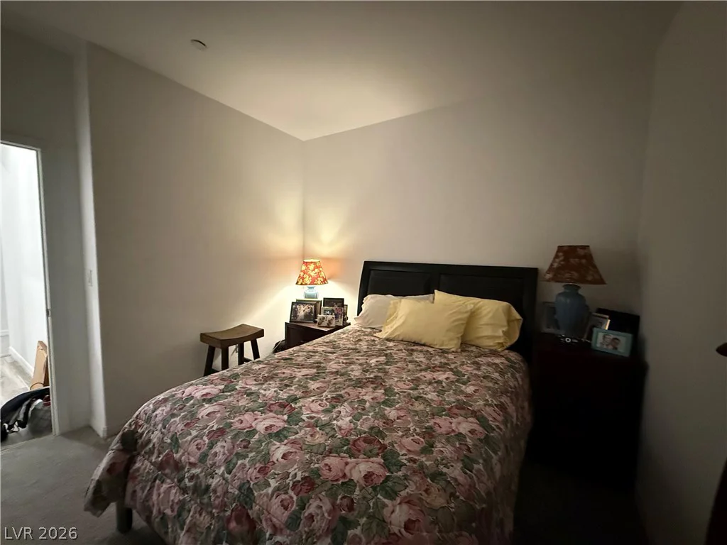 9585 Sard, Las Vegas, NV 89143