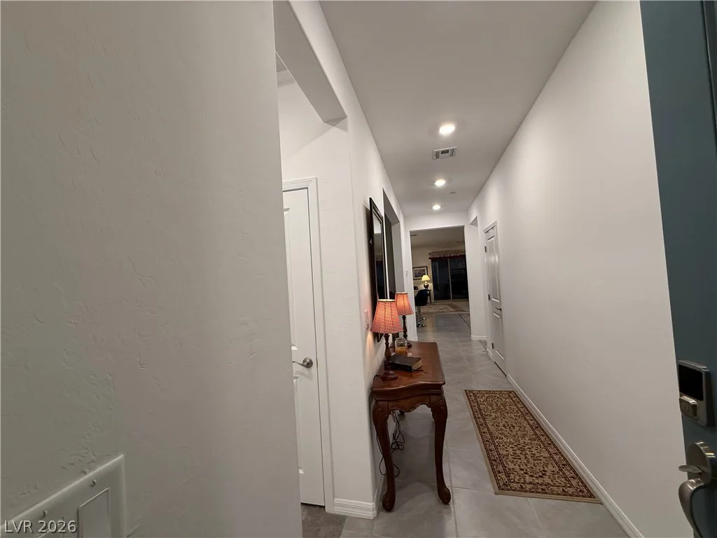 9585 Sard, Las Vegas, NV 89143