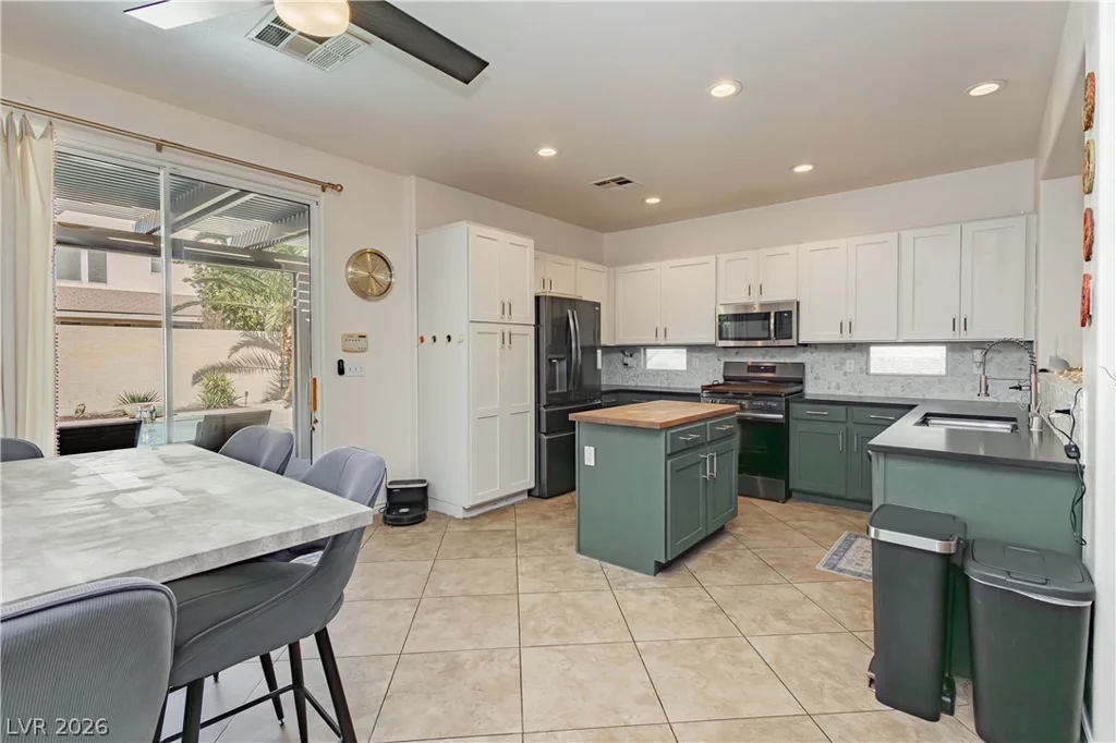 1106 Cypress Falls, North Las Vegas, NV 89081