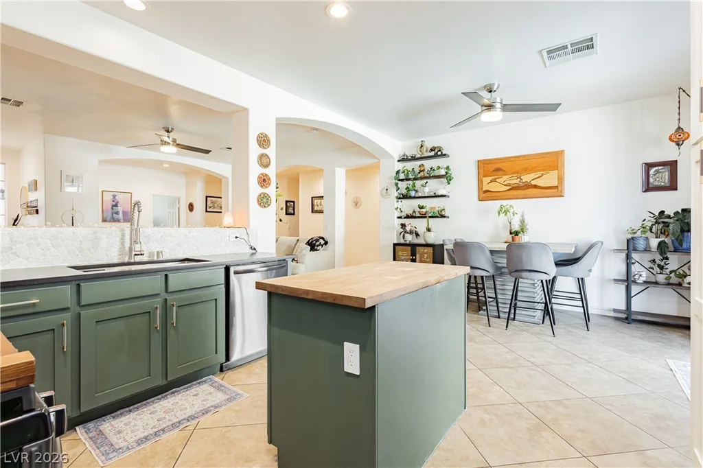 1106 Cypress Falls, North Las Vegas, NV 89081