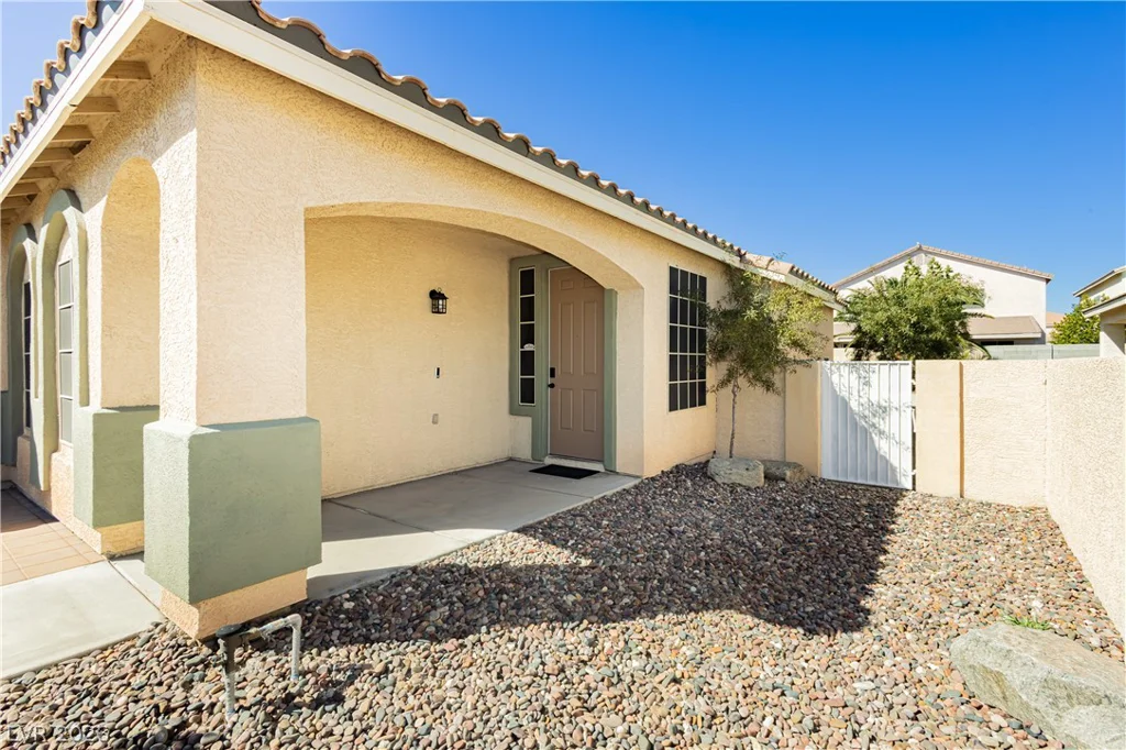 1106 Cypress Falls, North Las Vegas, NV 89081
