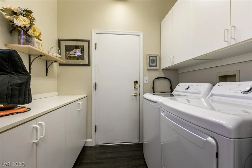 1901 Capestone, Las Vegas, NV 89134