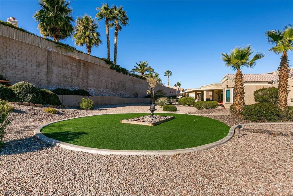 1901 Capestone, Las Vegas, NV 89134