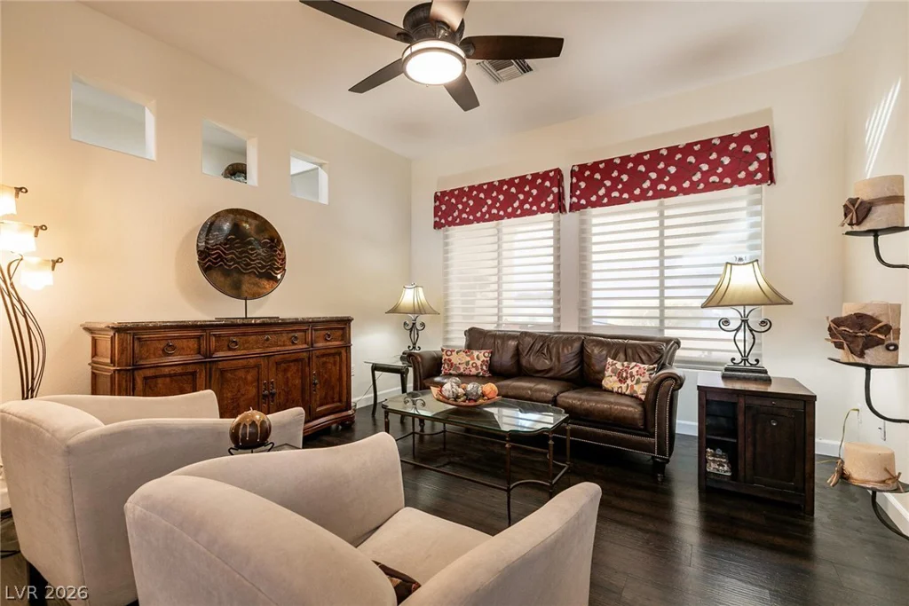 1901 Capestone, Las Vegas, NV 89134