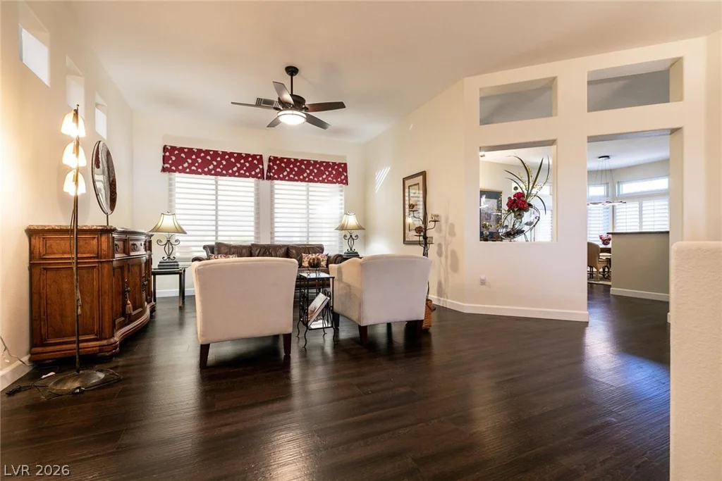 1901 Capestone, Las Vegas, NV 89134