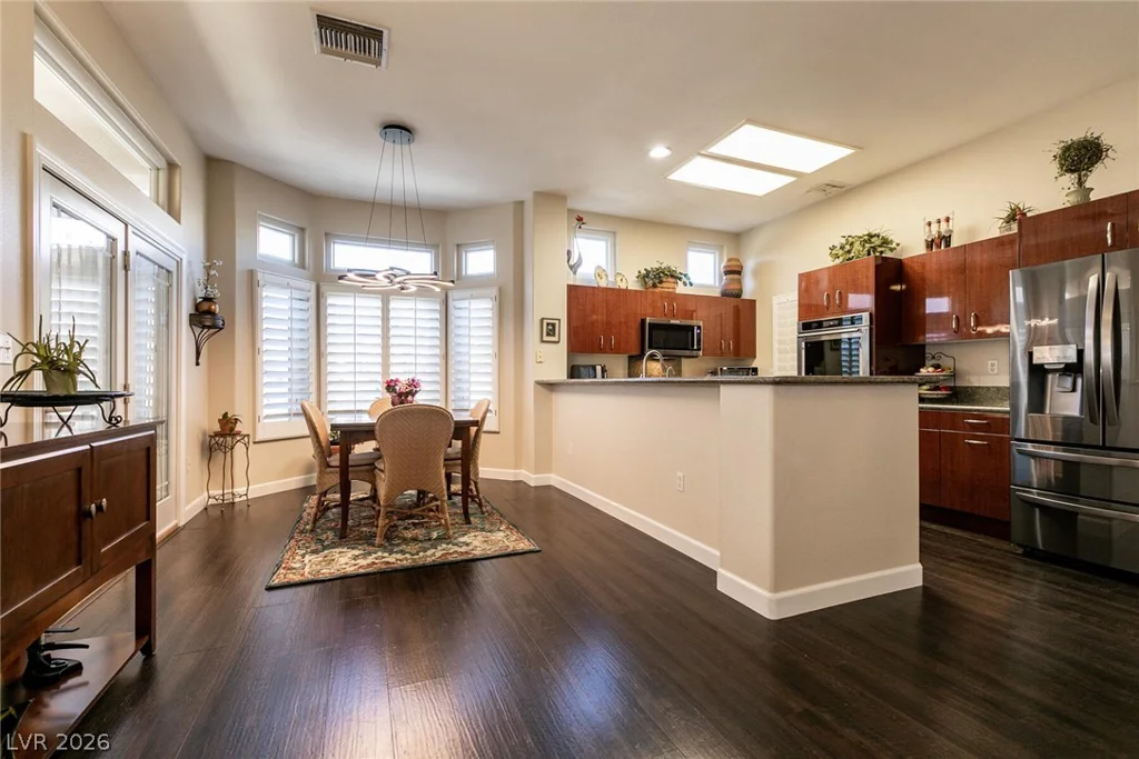 1901 Capestone, Las Vegas, NV 89134