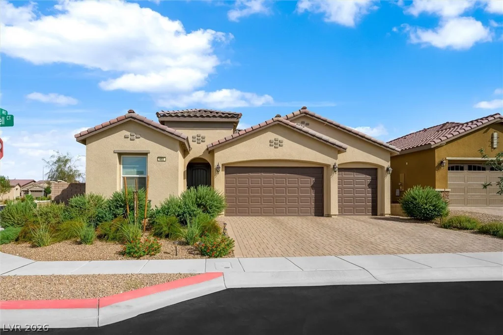 602 Desert Bluebell, Henderson, NV 89011