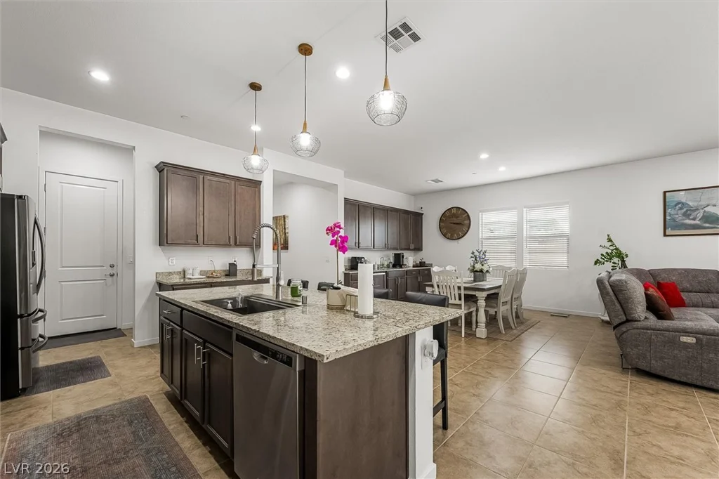 602 Desert Bluebell, Henderson, NV 89011