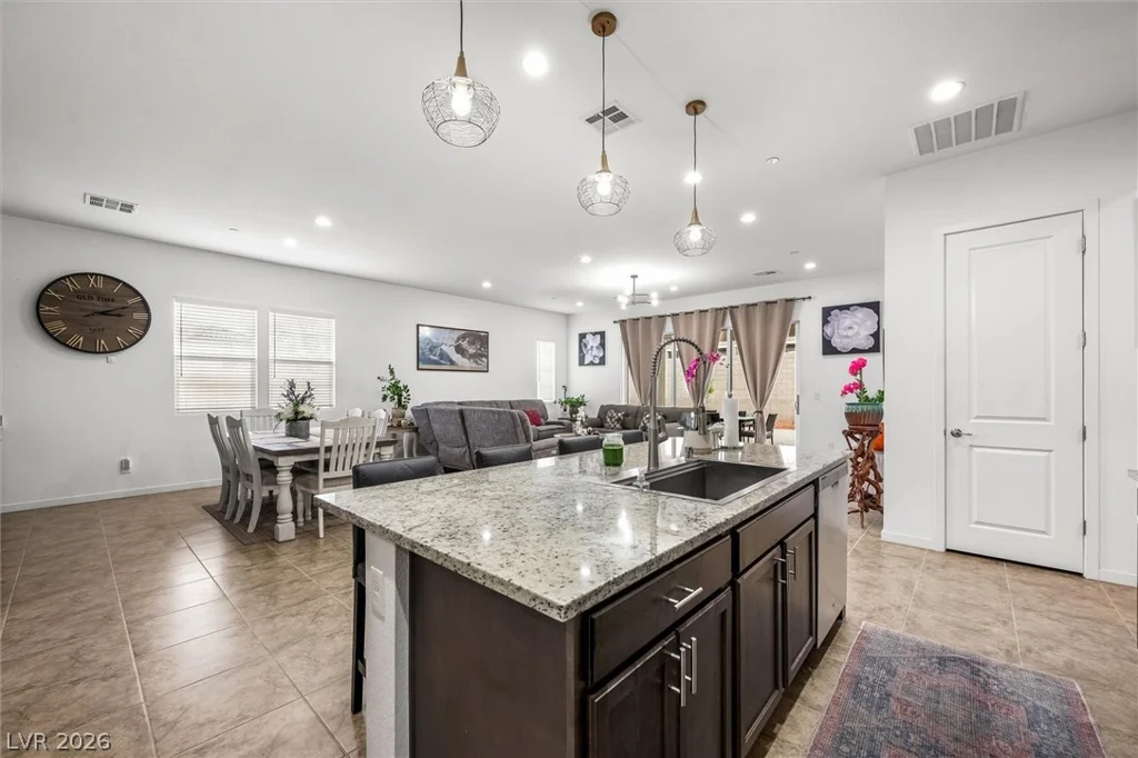 602 Desert Bluebell, Henderson, NV 89011