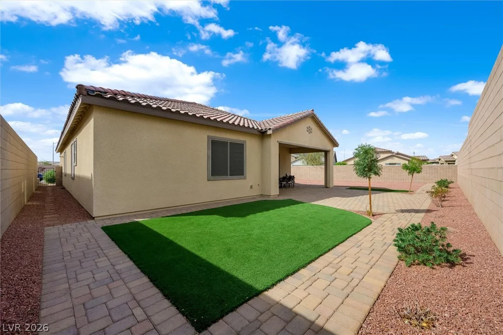 602 Desert Bluebell, Henderson, NV 89011