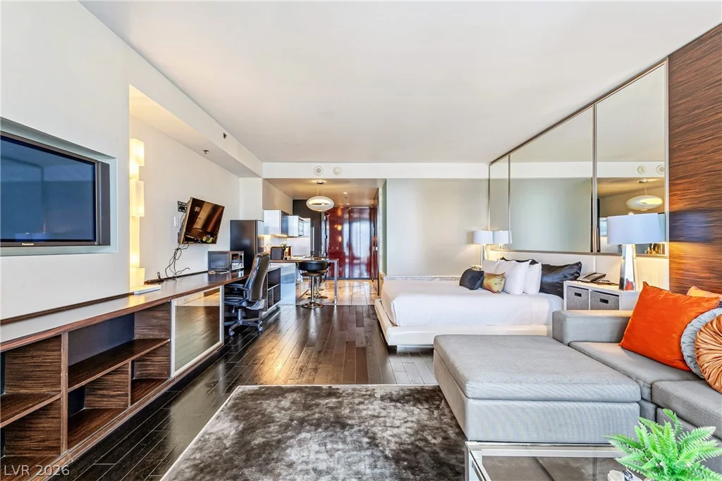 4381 Flamingo, Las Vegas, NV 89103