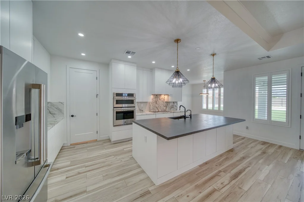 5280 Fairmont, Pahrump, NV 89061