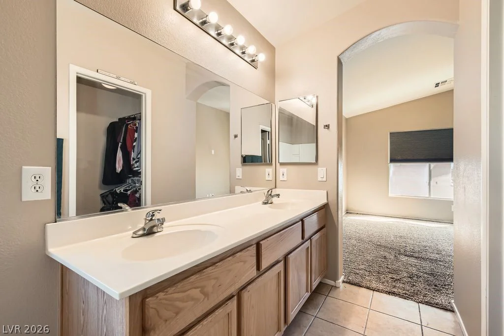 6637 Lookout Lodge, North Las Vegas, NV 89084