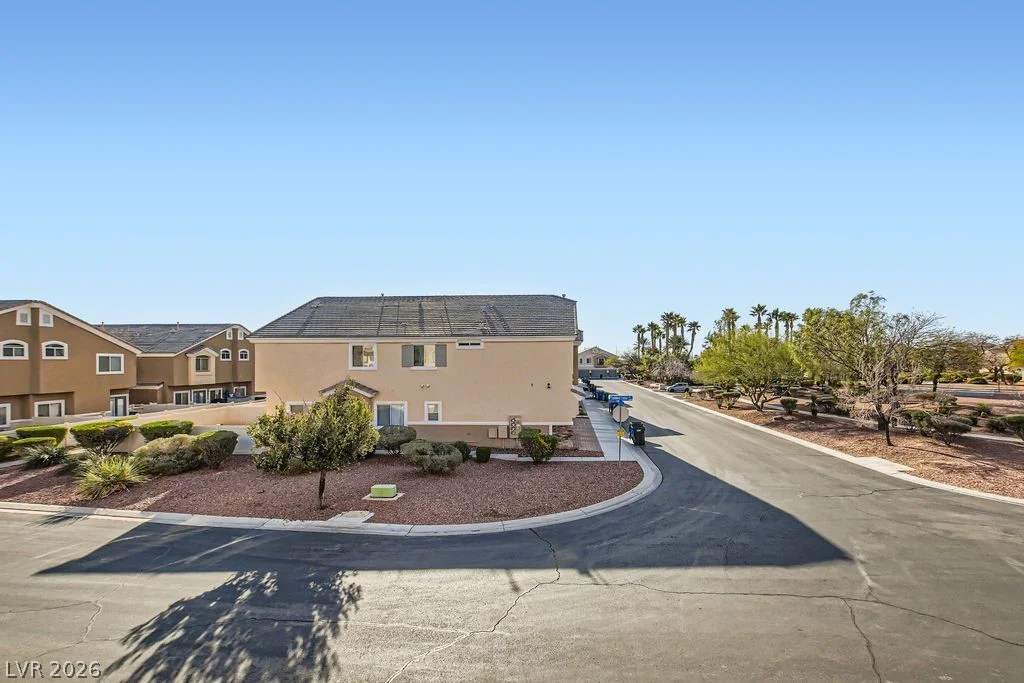 6637 Lookout Lodge, North Las Vegas, NV 89084
