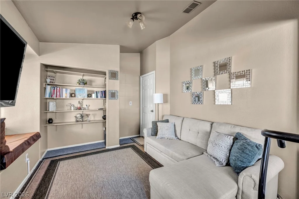 3702 Bizet, North Las Vegas, NV 89032