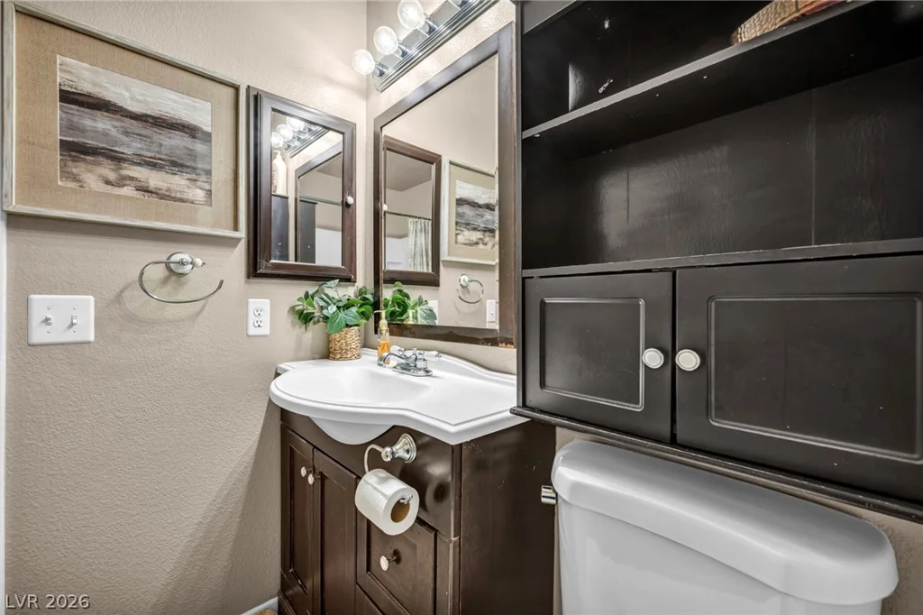 3702 Bizet, North Las Vegas, NV 89032
