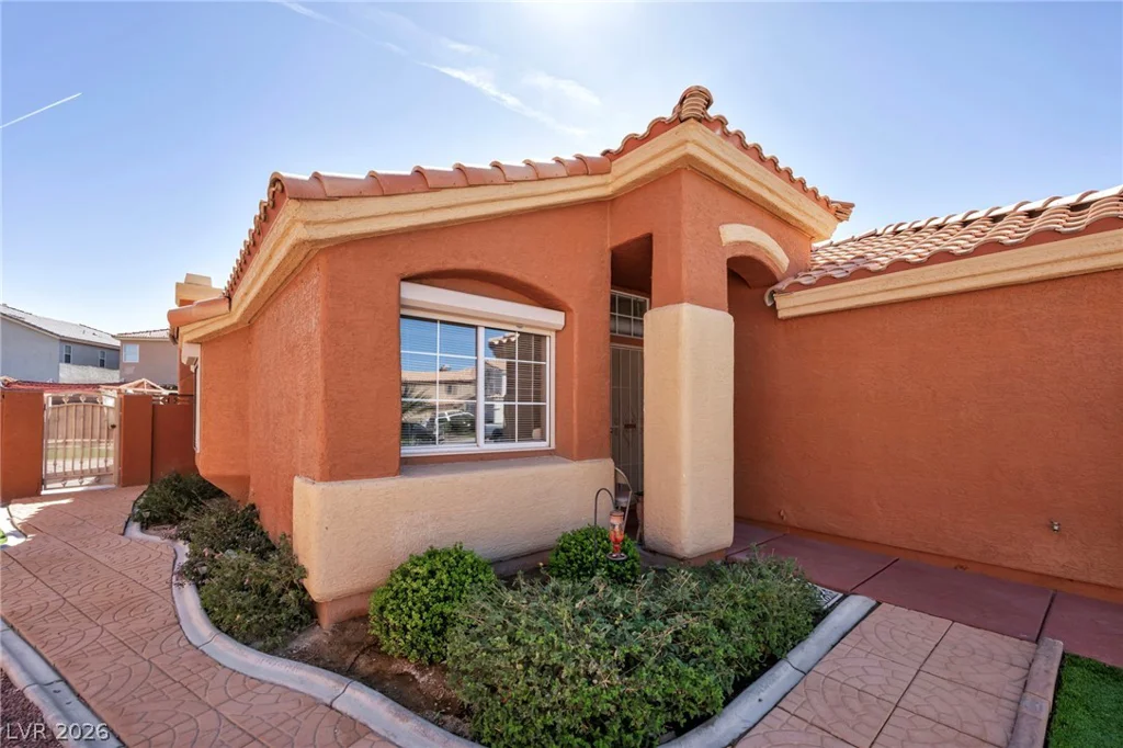 3702 Bizet, North Las Vegas, NV 89032