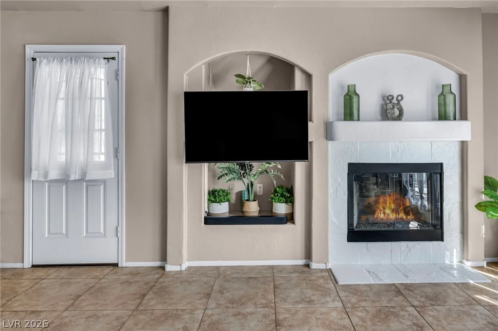 3702 Bizet, North Las Vegas, NV 89032