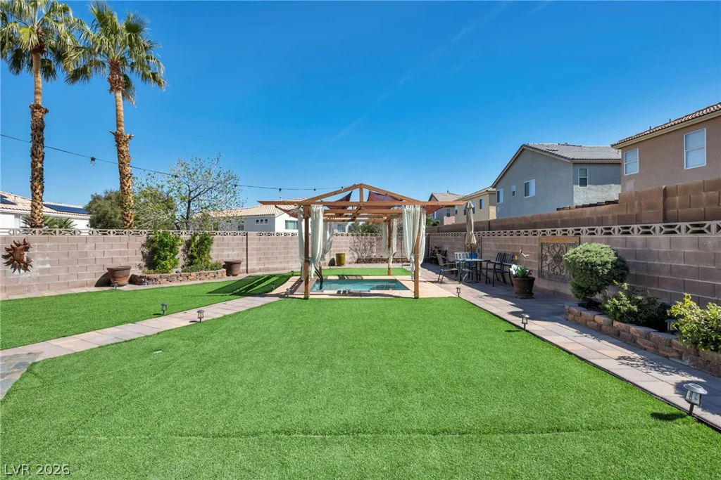 3702 Bizet, North Las Vegas, NV 89032