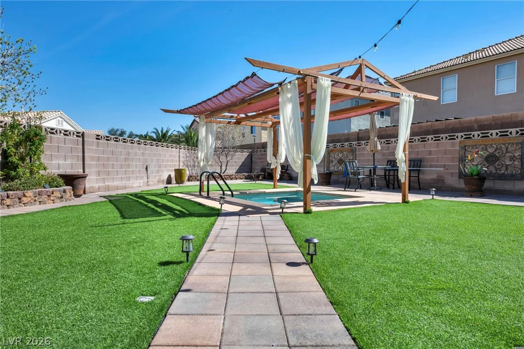 3702 Bizet, North Las Vegas, NV 89032
