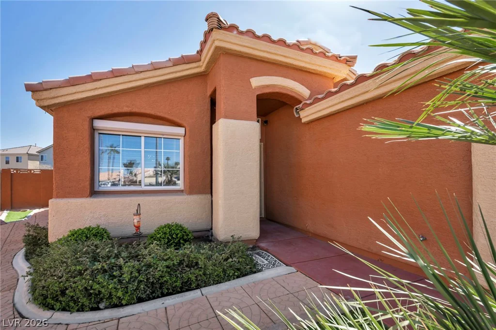 3702 Bizet, North Las Vegas, NV 89032
