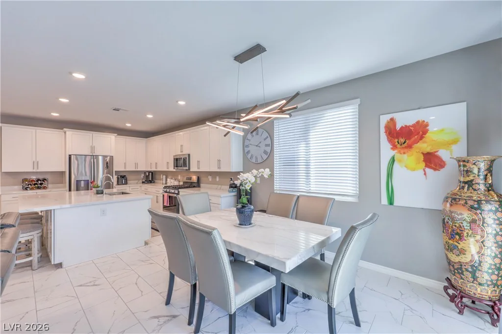 10089 Desert Azure, Las Vegas, NV 89178