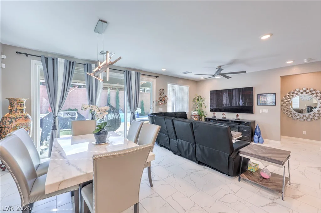 10089 Desert Azure, Las Vegas, NV 89178