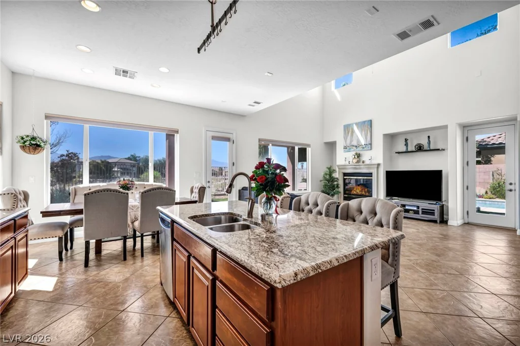 8525 Killians Greens, Las Vegas, NV 89131