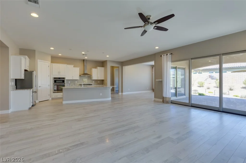 11822 Spadari, Las Vegas, NV 89138